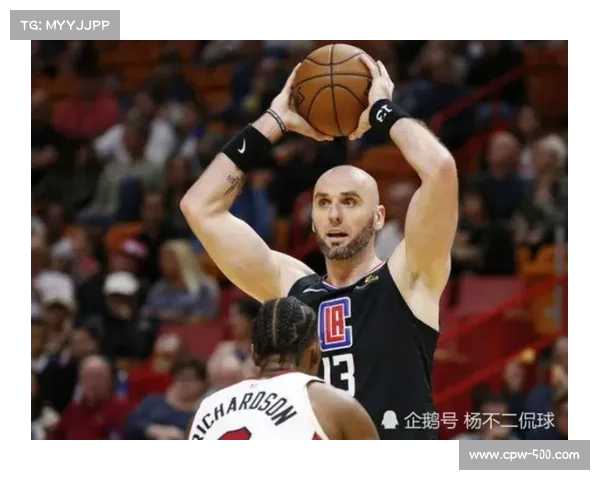 杨瀚森联手戈塔特掩护配合惊艳全场或成开拓者新赛季致胜法宝 杨瀚森联手戈塔特掩护配合惊艳全场或成开拓者新赛季致胜法宝